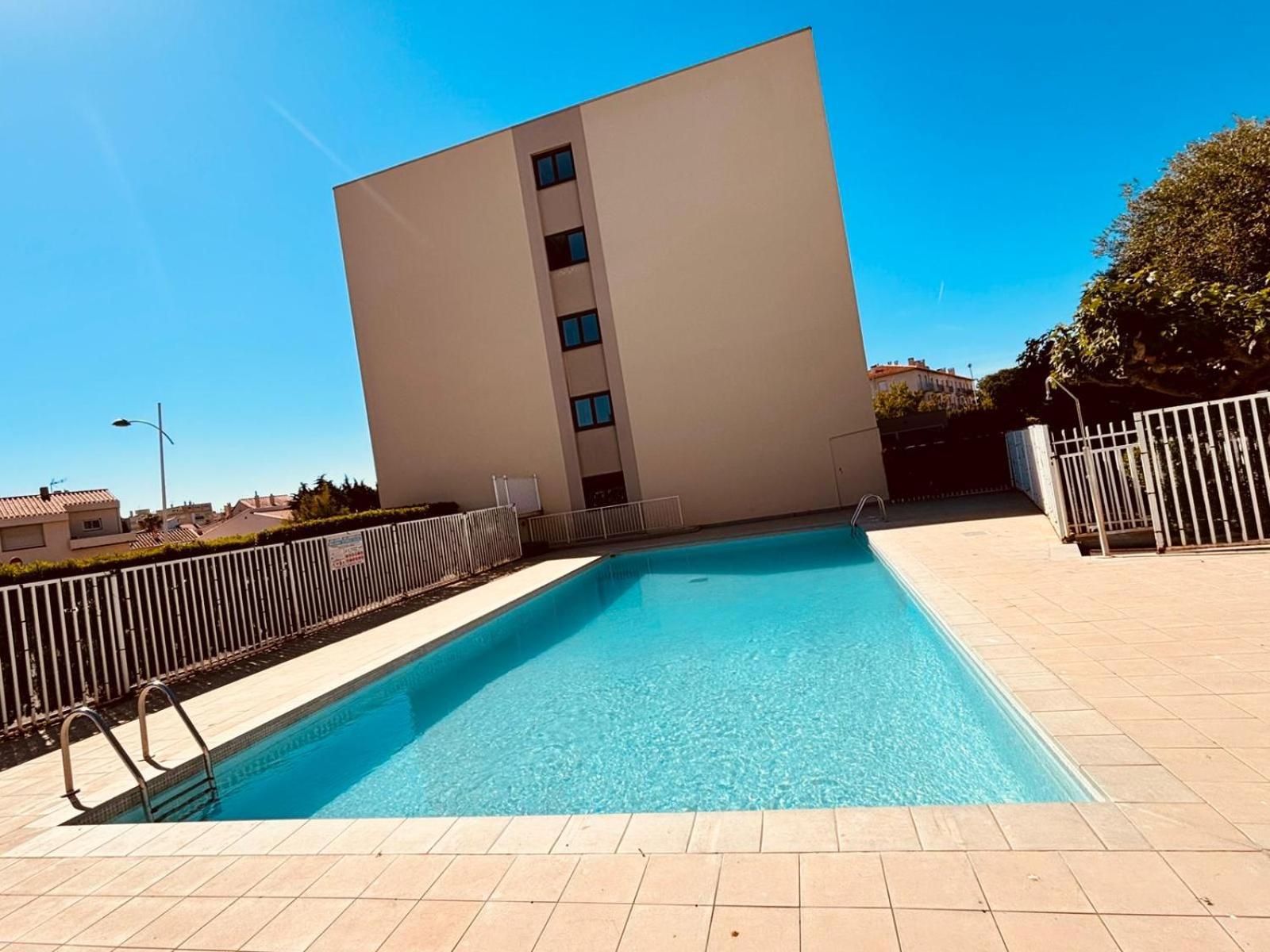 Studio Calme Avec Parking Et Ascenseur -304- Canet-en-Roussillon Buitenkant foto