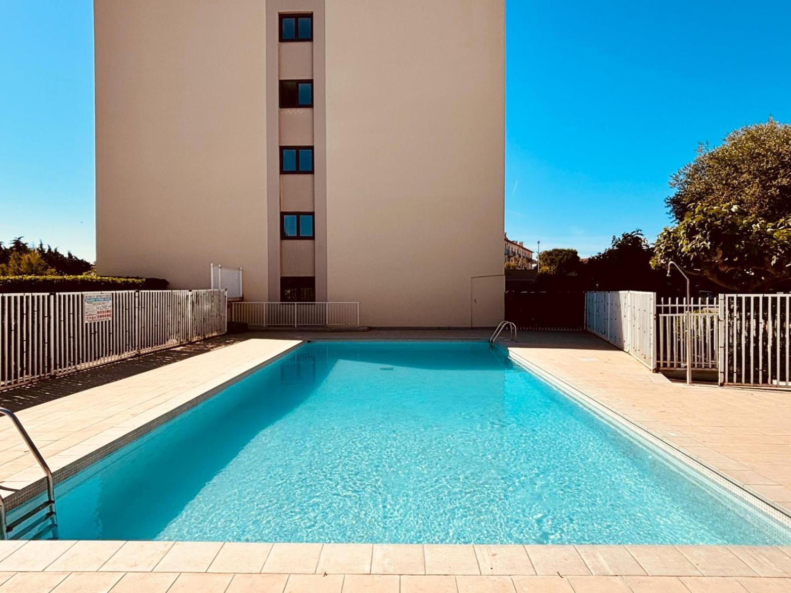 Studio Calme Avec Parking Et Ascenseur -304- Canet-en-Roussillon Buitenkant foto